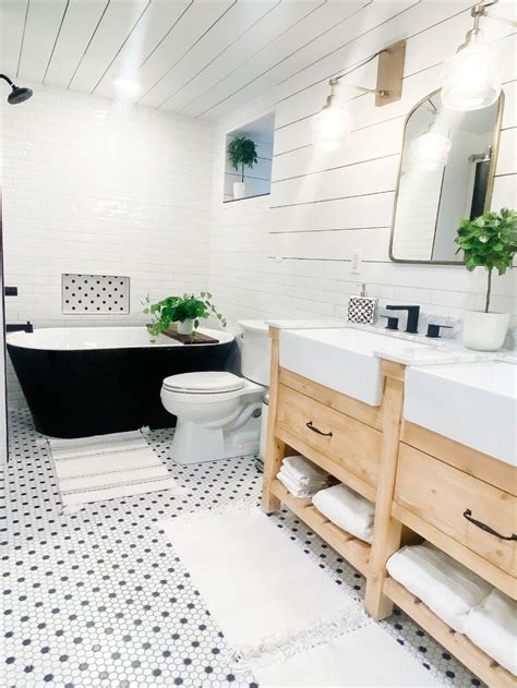 shower faucet for Airbnb bathroom
