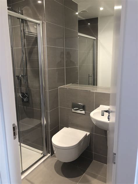 shower faucet for ensuite bathroom