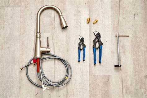 shower faucet for tool free installation