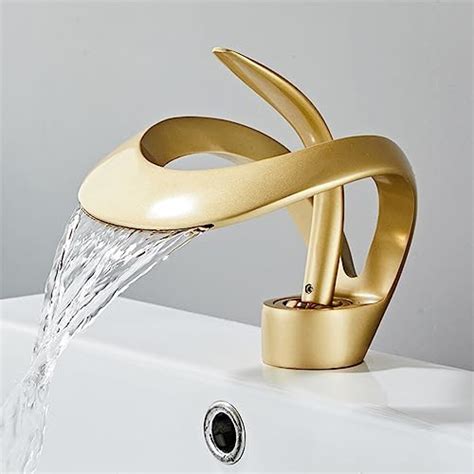shower faucet with curved design